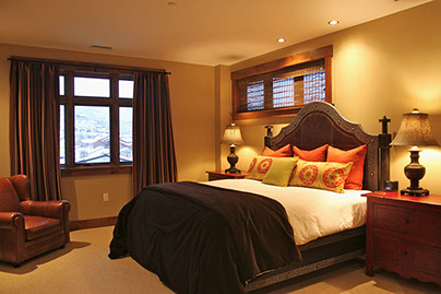 Bedding: duvet covers, coverlets and bed skirts,Working personally with individual clients and interior designers, we bring highly skilled craft